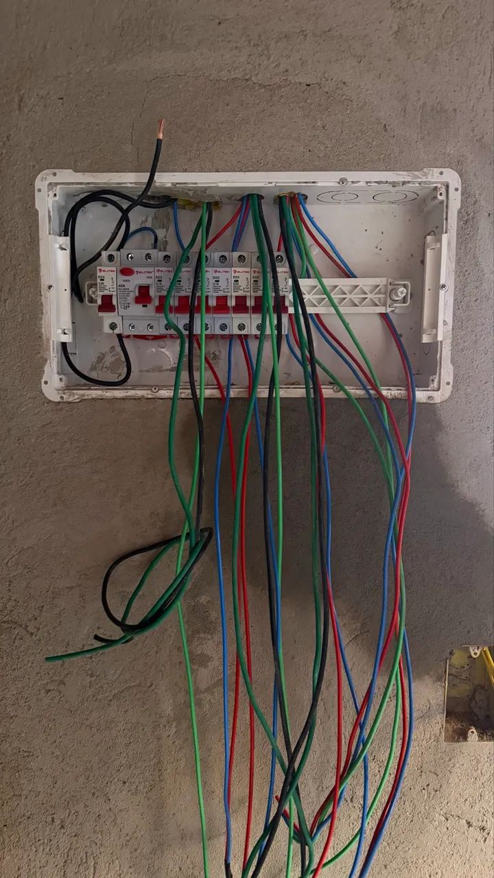 ELETRICISTA RESIDENCIAL 