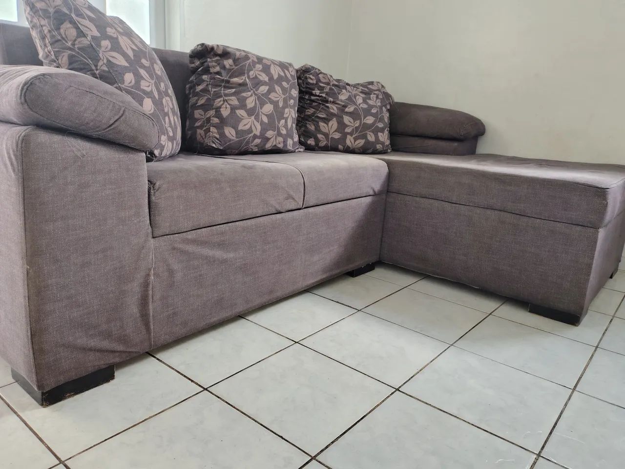 Sofá Retrátil com Chaise / Canto - Foto 5