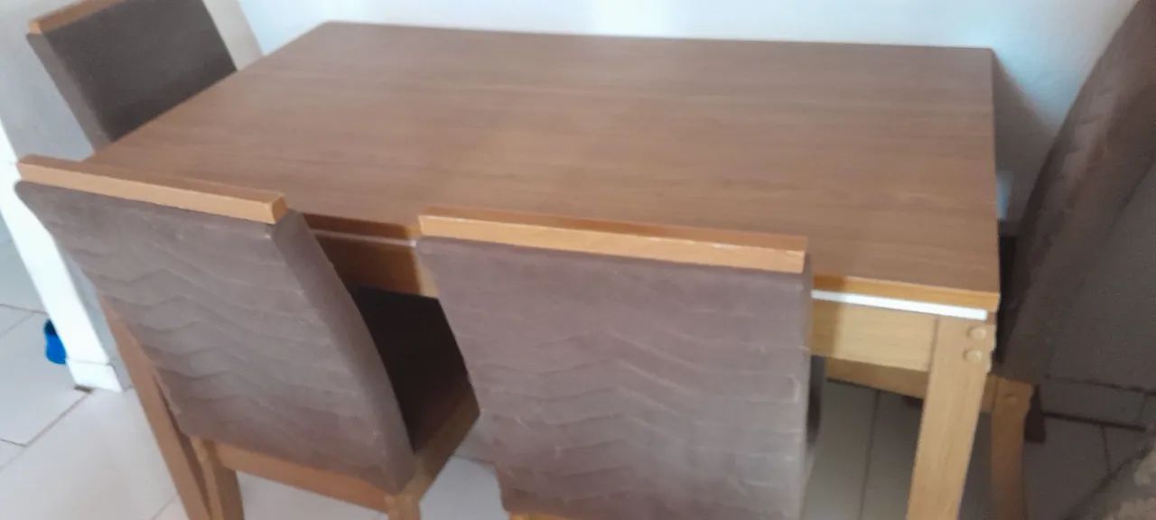Mesa com 4 cadeiras  - Foto 4