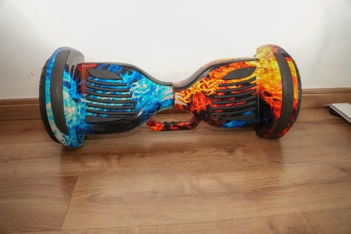 Hoverboard Skate Elétrico Led Bluetooth Rodas 10 Polegadas