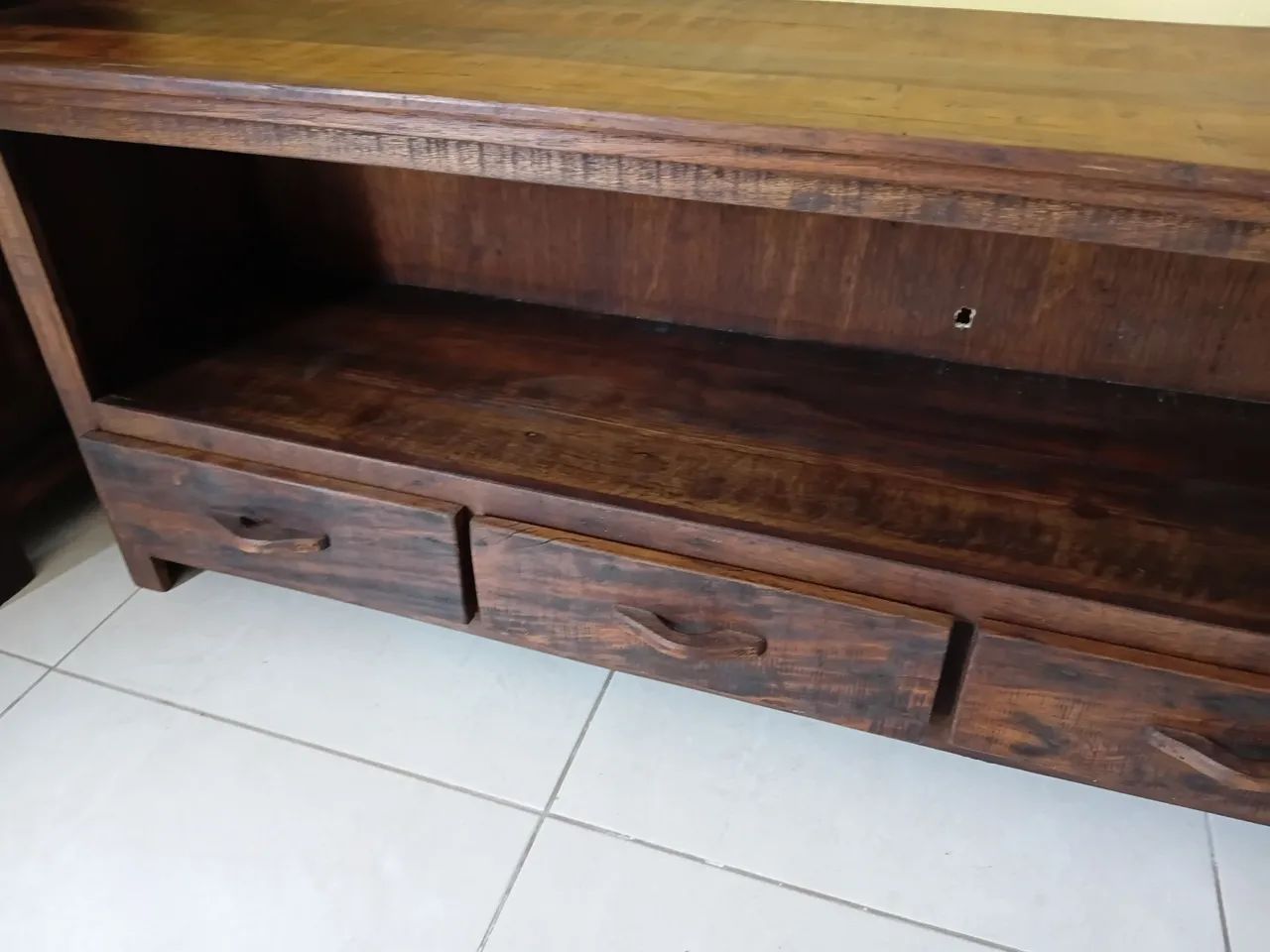 Rack de madeira 