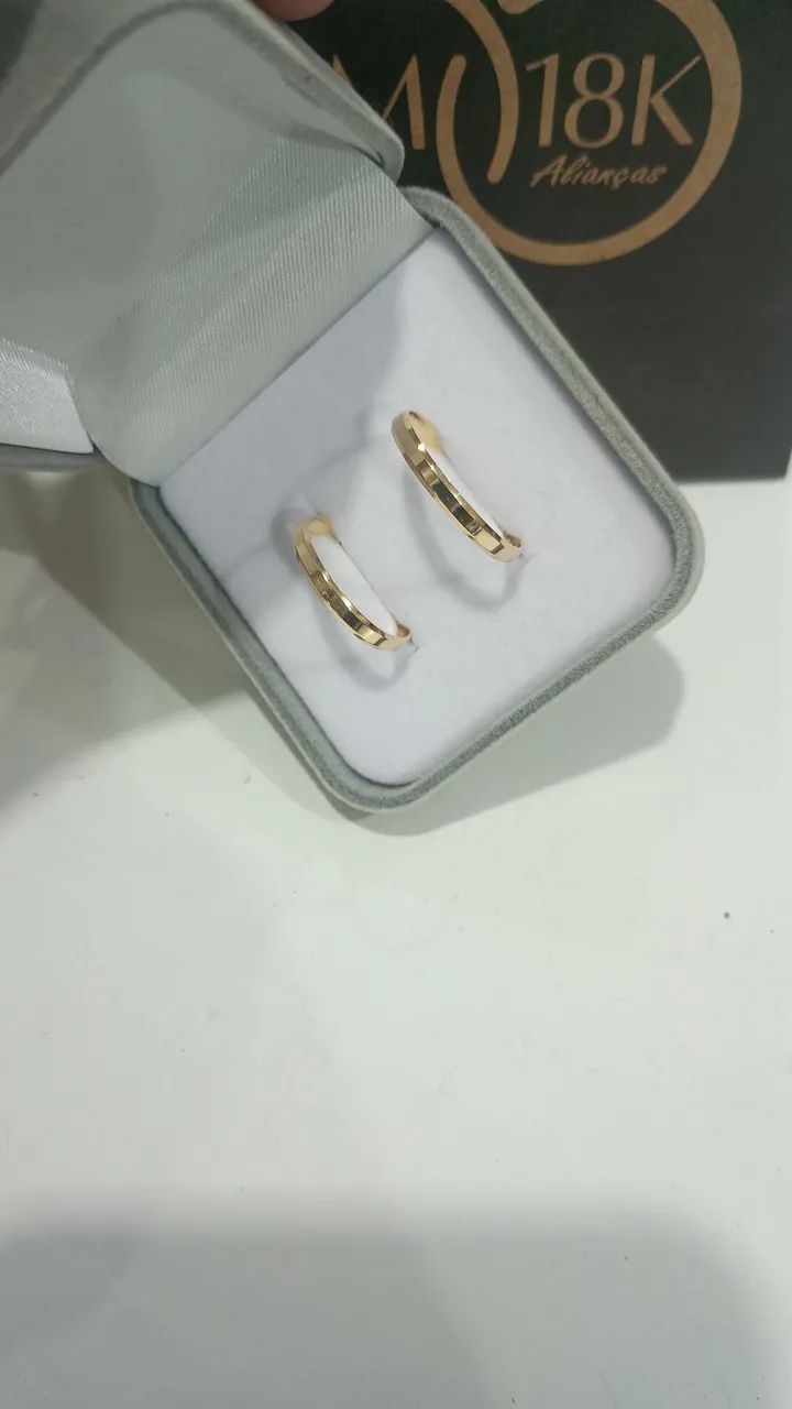 Aliança Ouro 18k - lindo modelo  - Foto 3