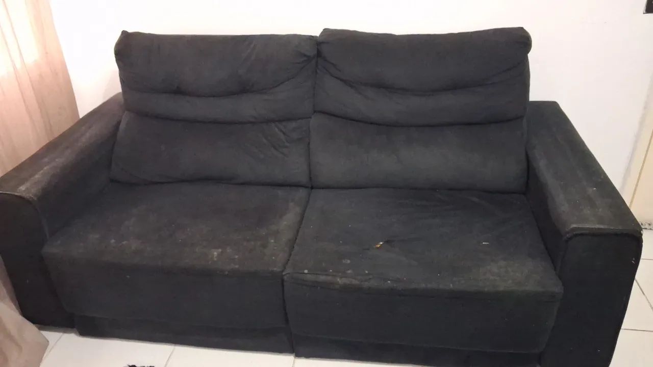 Vende-se sofá retratil 3 lugares 