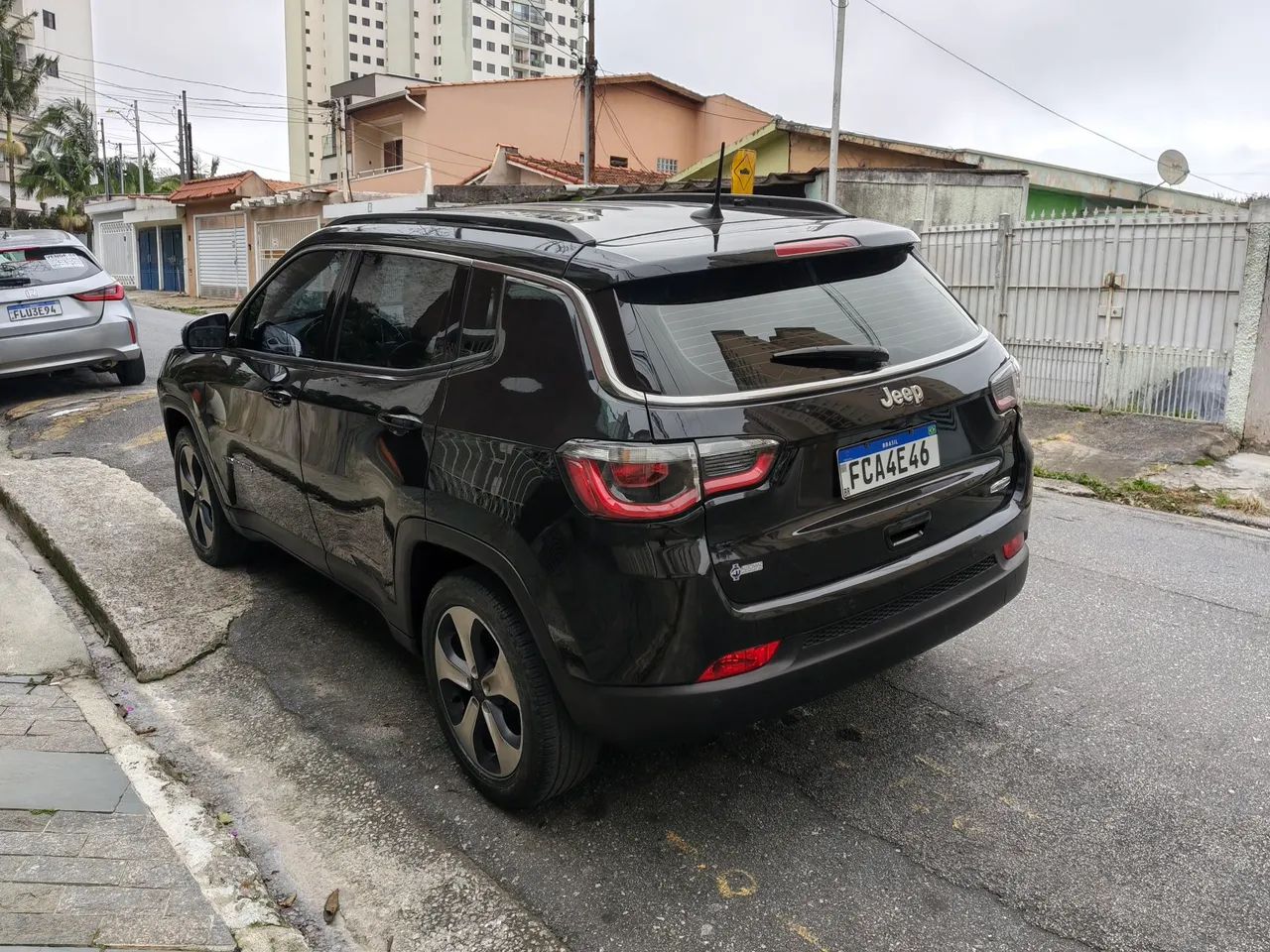 Jeep Compass Longitude 2.0 4X2 Flex 16V Aut. 2017 - Foto 4