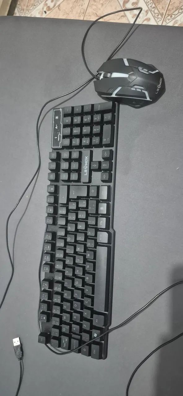 Vendo teclado e mouse gamer!