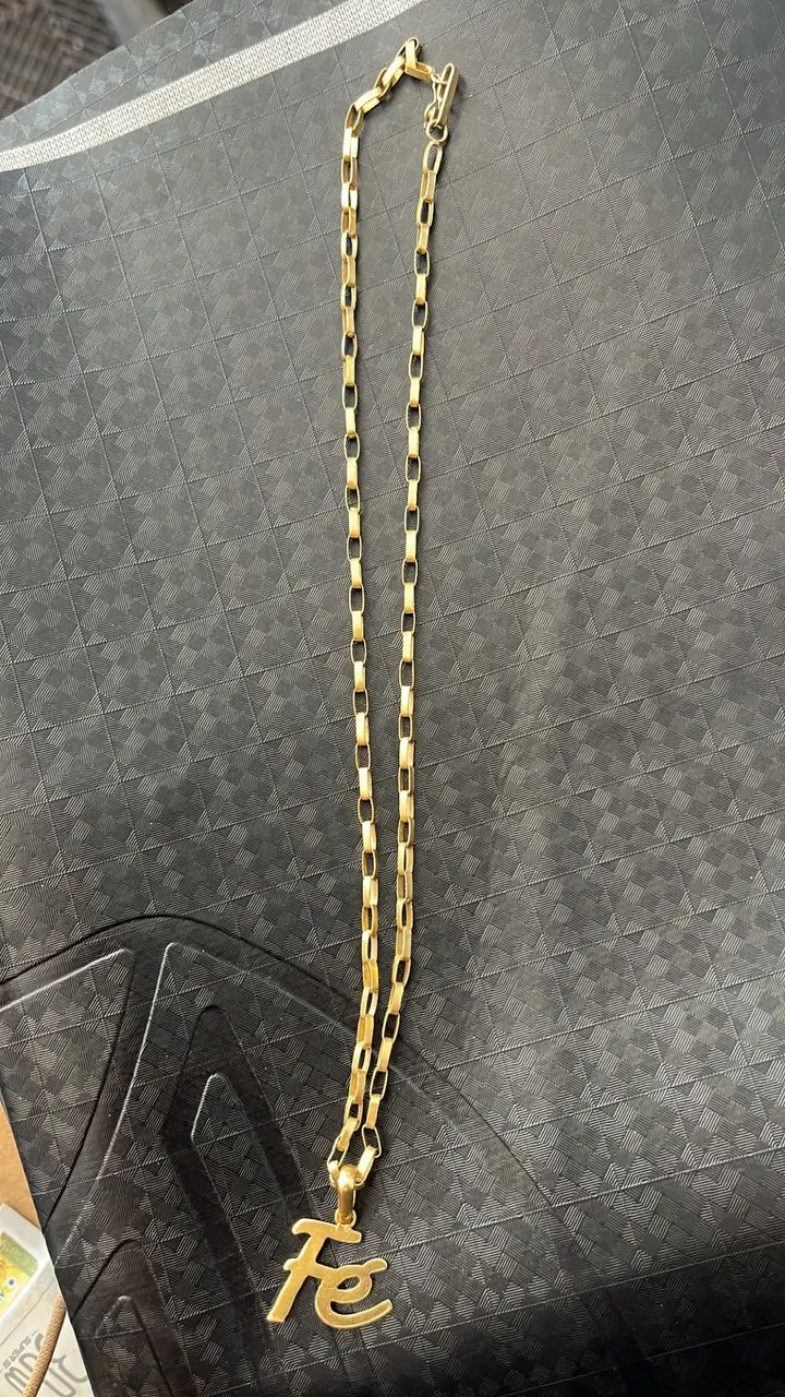 Compra e venda de ouro 
