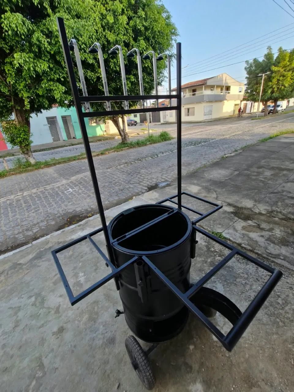 Carrinho de drinks novo  - Foto 2