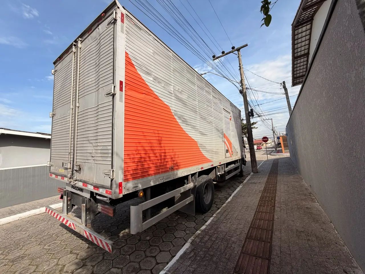 Mercedes-Benz Atego 2007 Baú 7,5mts - Foto 7