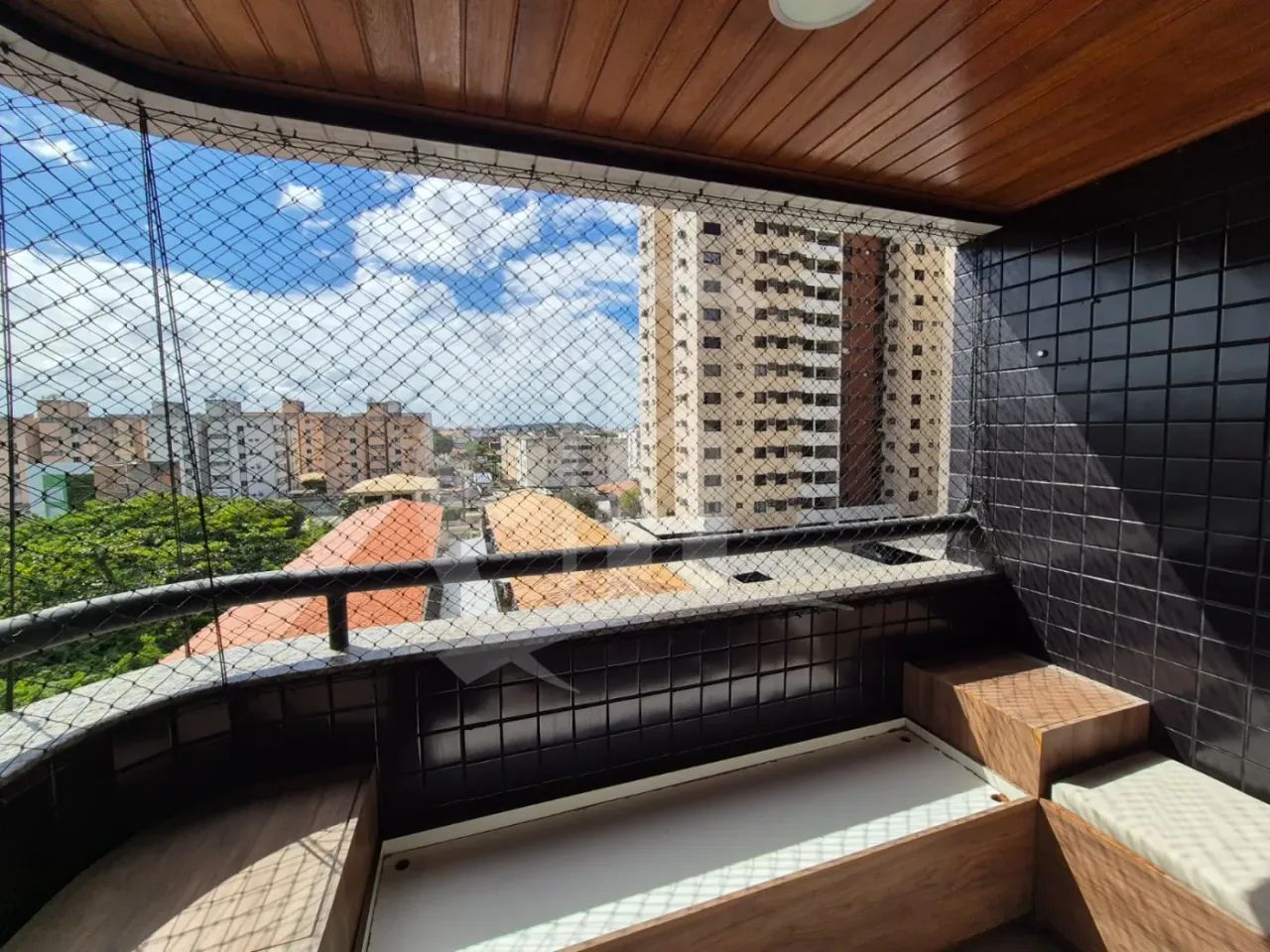 Apartamento com três quartos, suíte e 120 m² à venda no Suíssa - Foto 4
