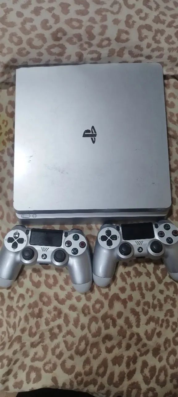 PS4 slim silver desbloqueado 