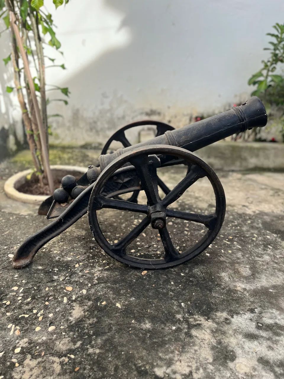 Vendo canhão decorativo em ferro fundido estilo antigo - Foto 4