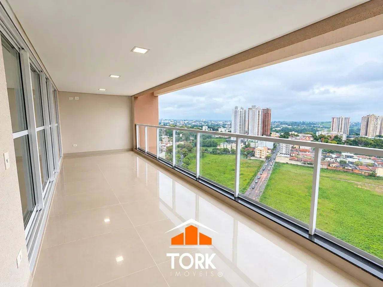 Apartamento em andar alto no Edifício Paço Real! - Foto 4