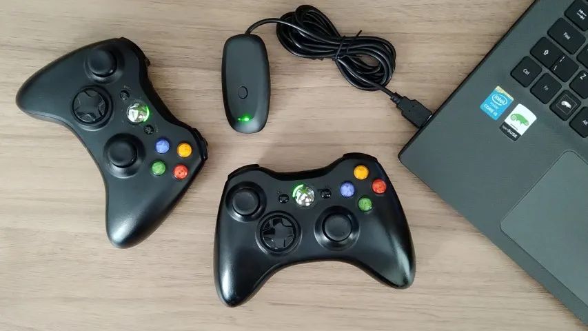 Vendo Controle Xbox 360 Original com Bateria e adaptador sem fio. 