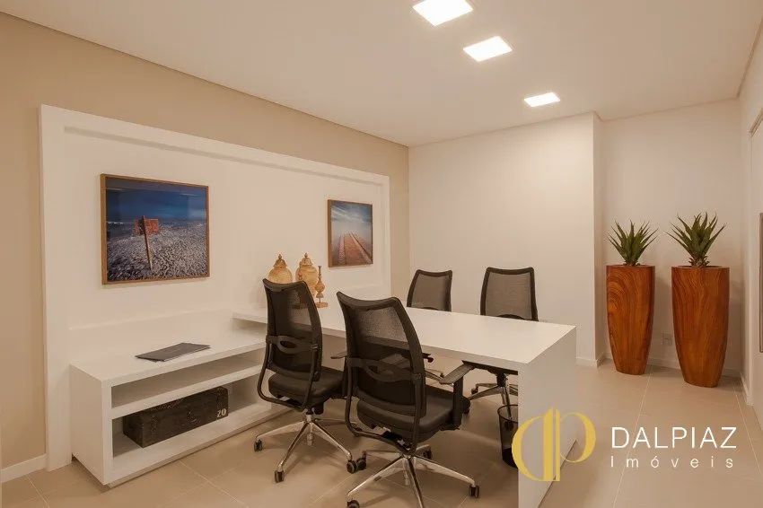 Excelente apartamento no Res. Naval Clube (Finalizando Reforma) - Foto 3