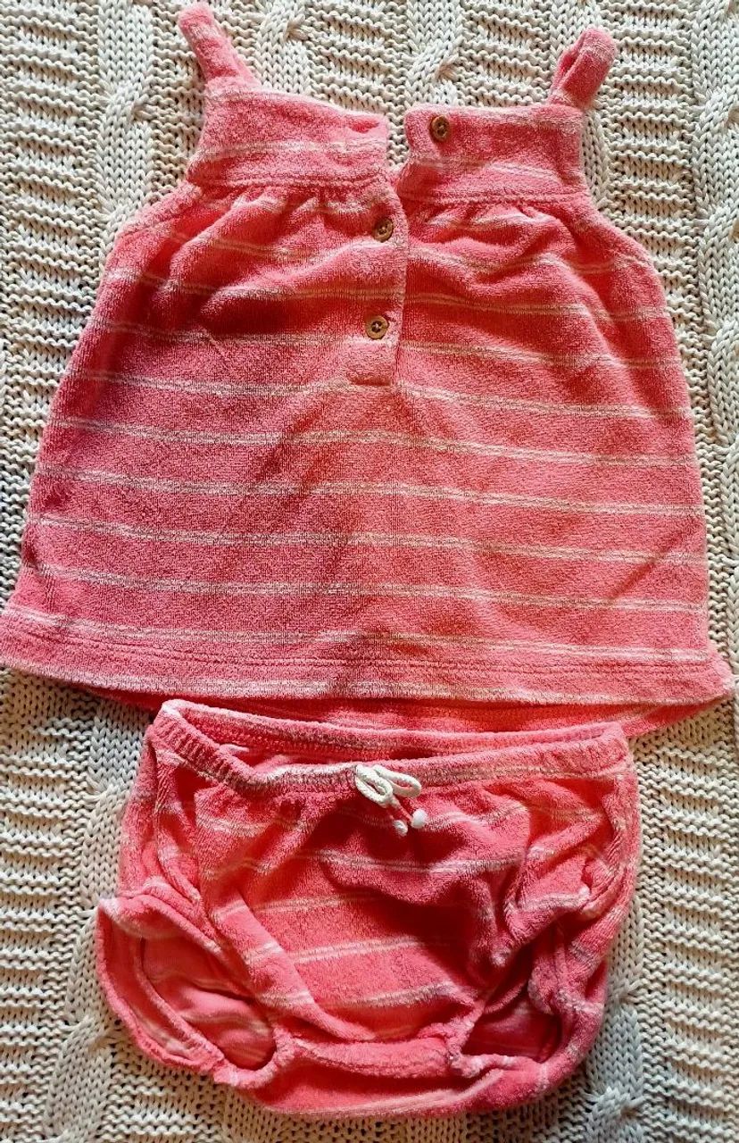 Conjunto top e shorts rosa Carter's 18 meses