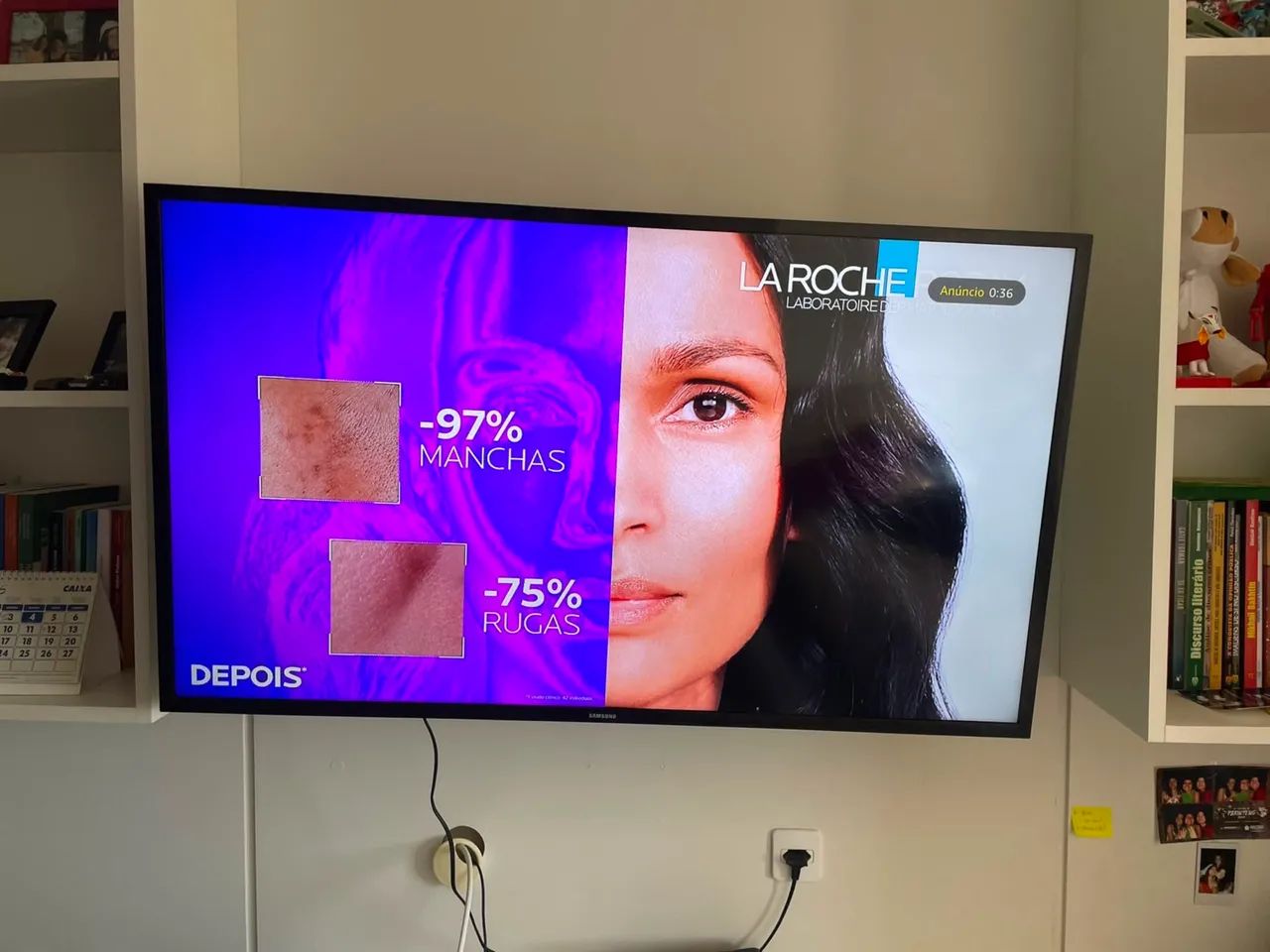 TV Samsung 43" + suporte