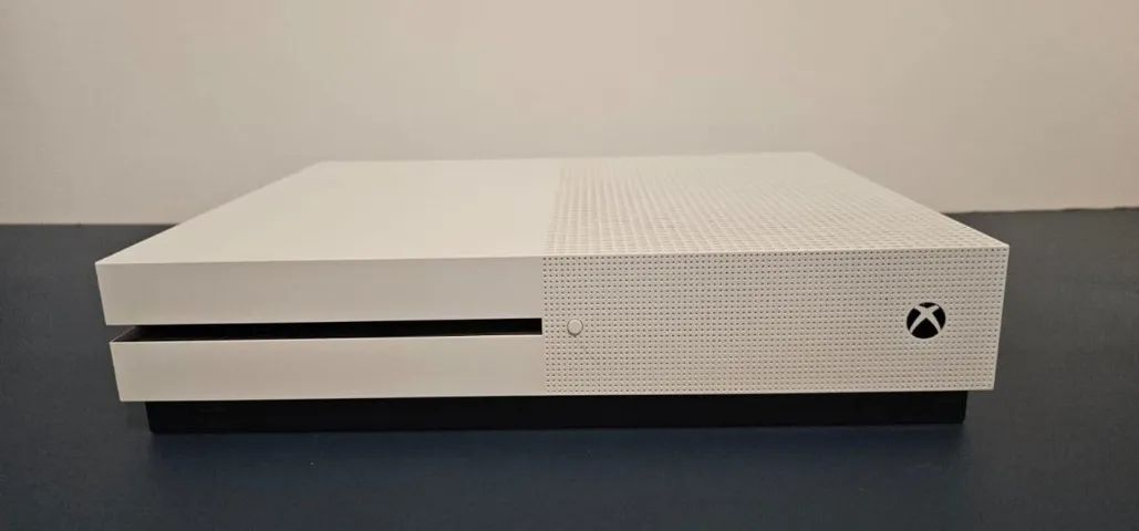 Xbox One S 1TB + Kinect + Controle Original - Muito Conservado - Foto 4