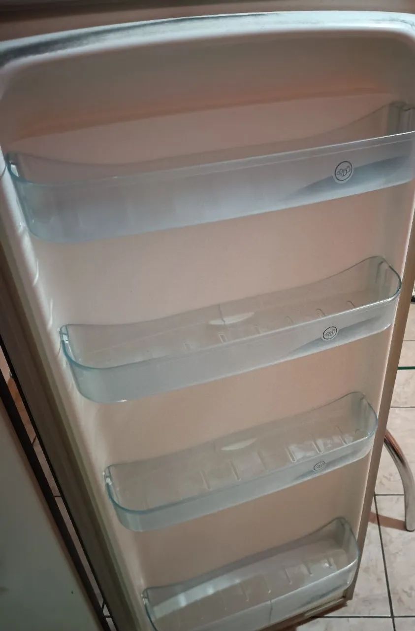 Vendo Geladeira - Foto 4