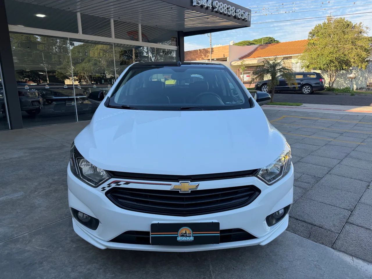 Chevrolet Onix Hatch Effect 1.4 8V Flex Mec. 4P 2018 - Foto 4