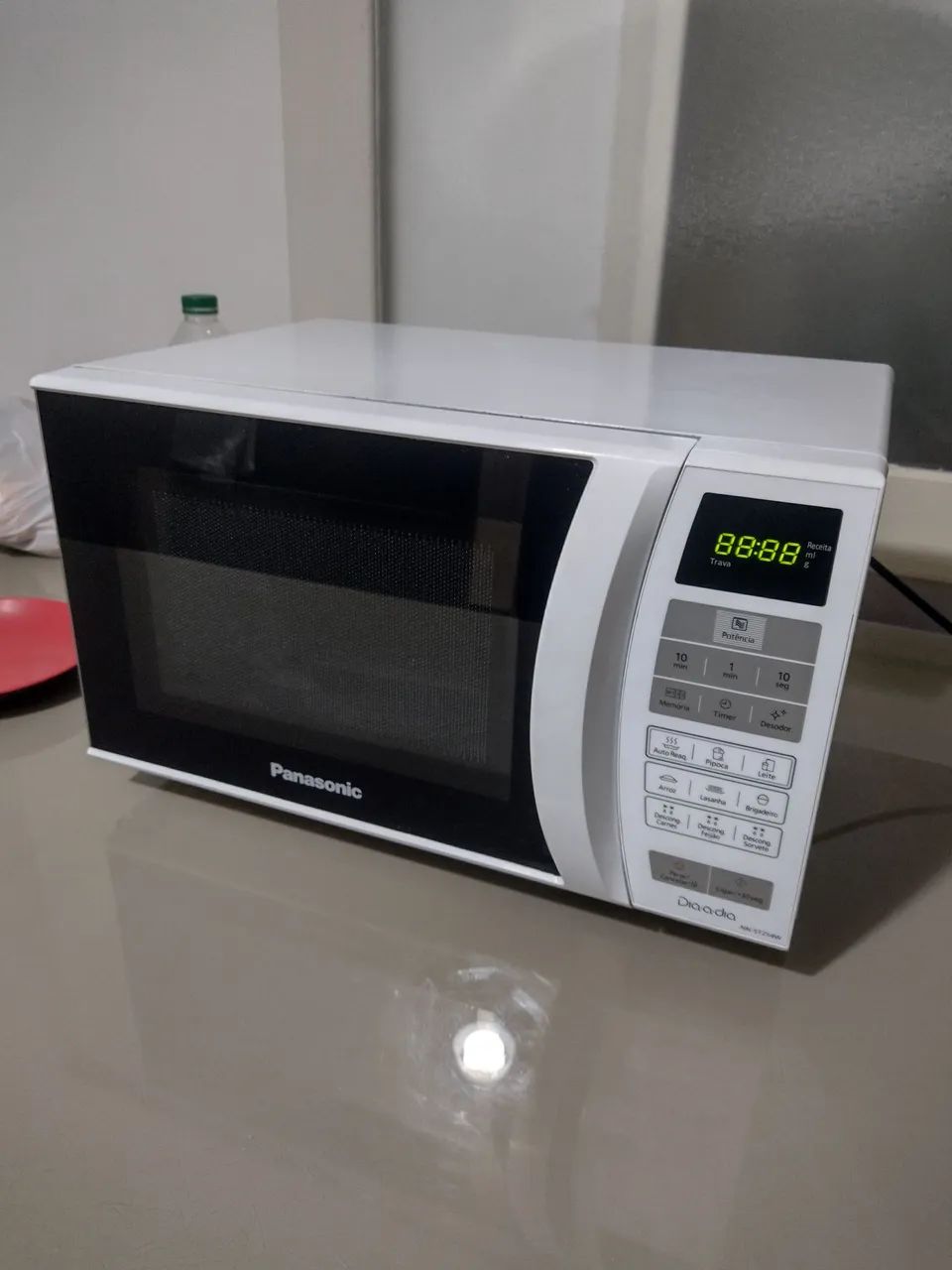 Microondas Panasonic 21 litros, funcionando perfeitamente 