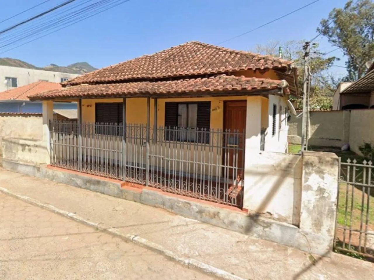 Casa 93 m² - Centro - Piranguçu - MG