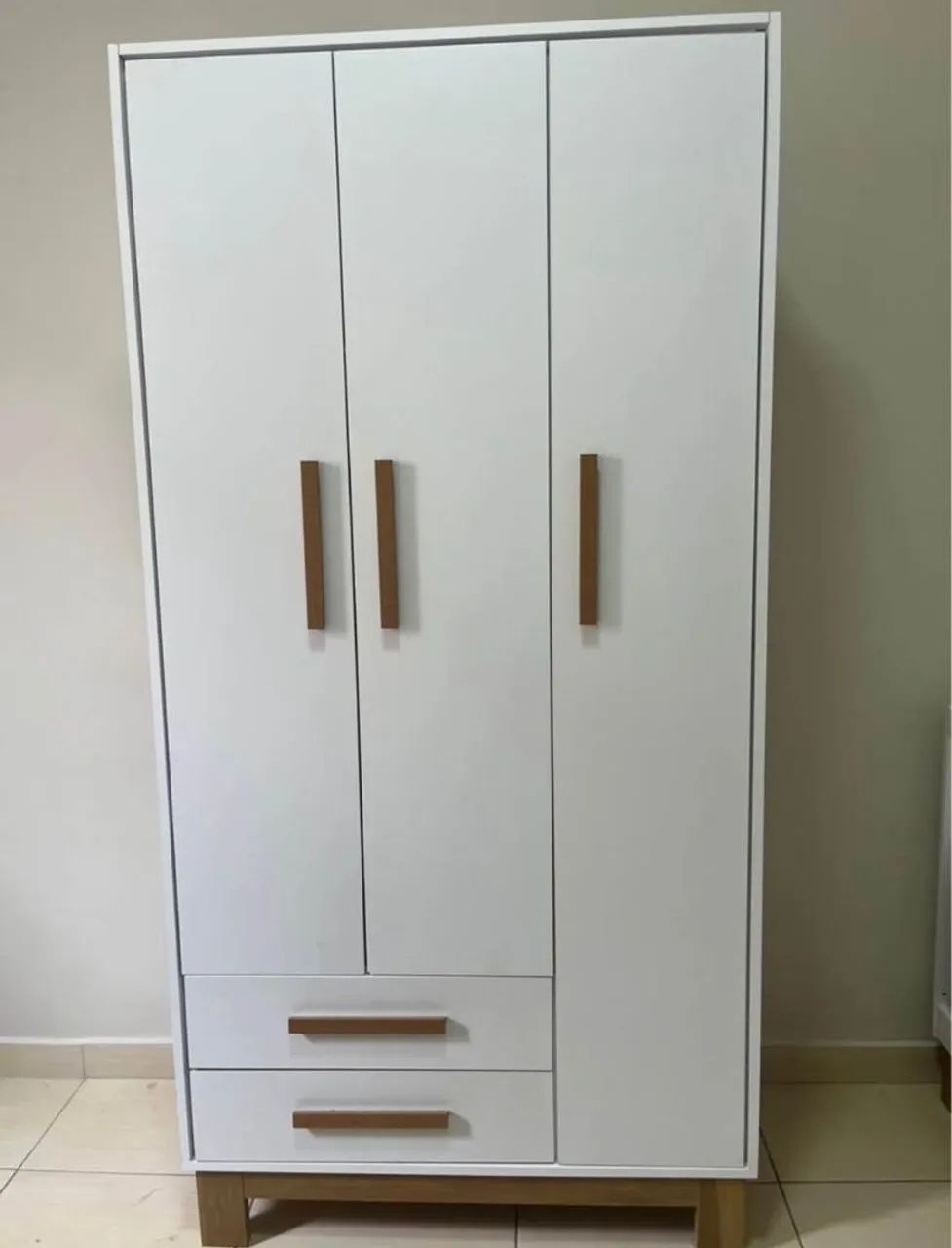 Guarda roupa infantil 