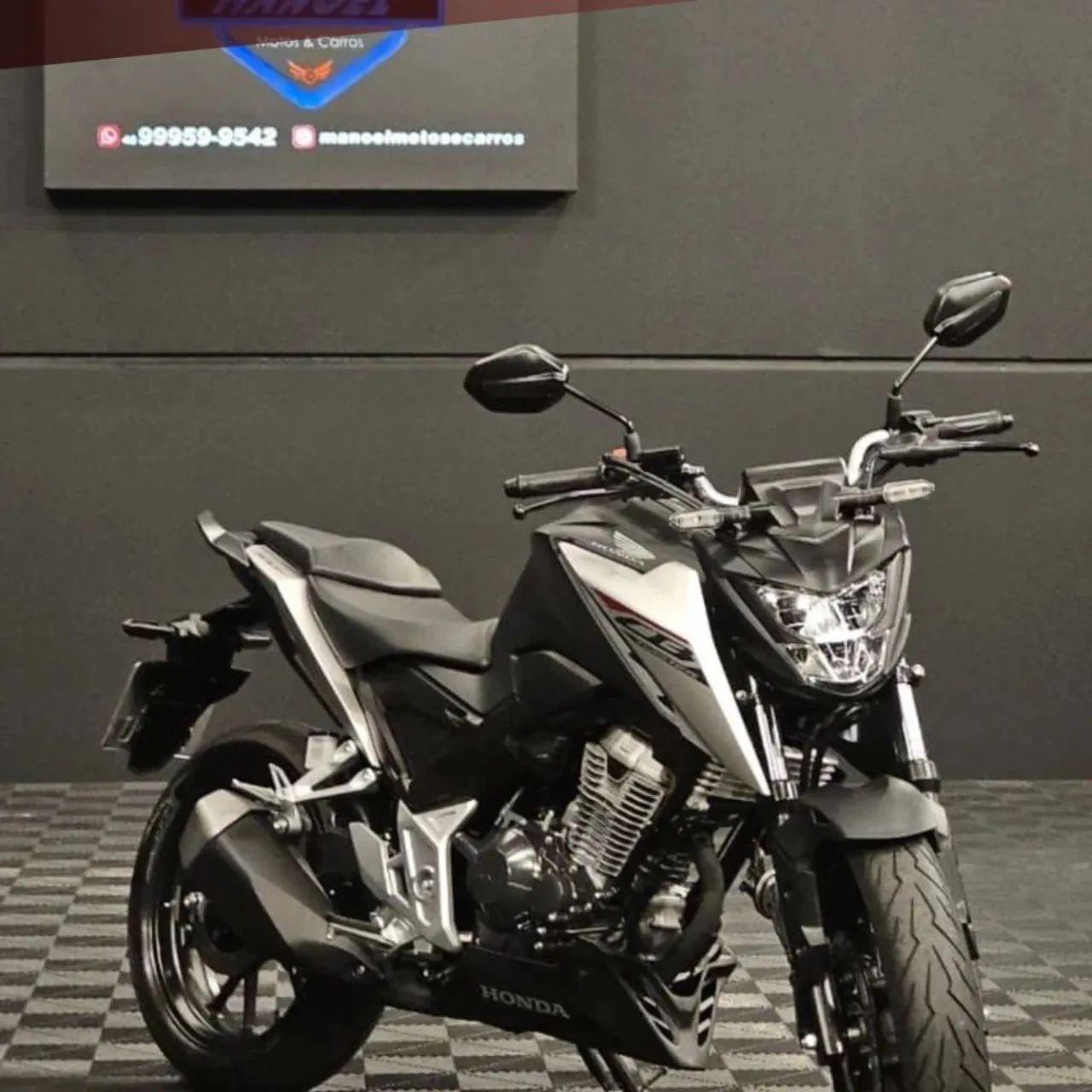 CB 300F Twister Flex