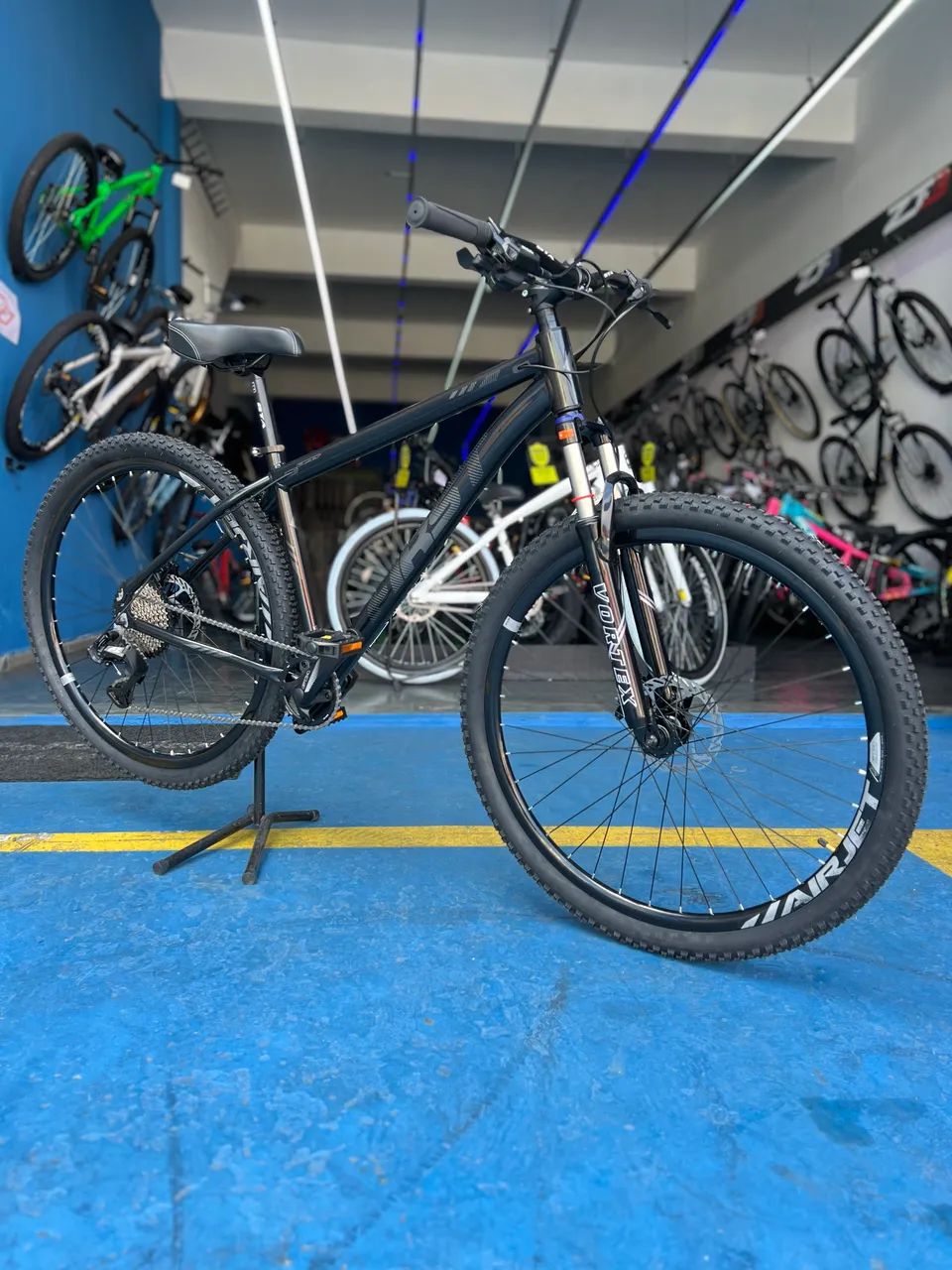 Bicicleta First aro 29, kit 1x10