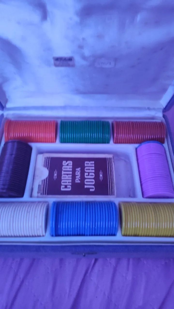 Jogo de poker com fichas