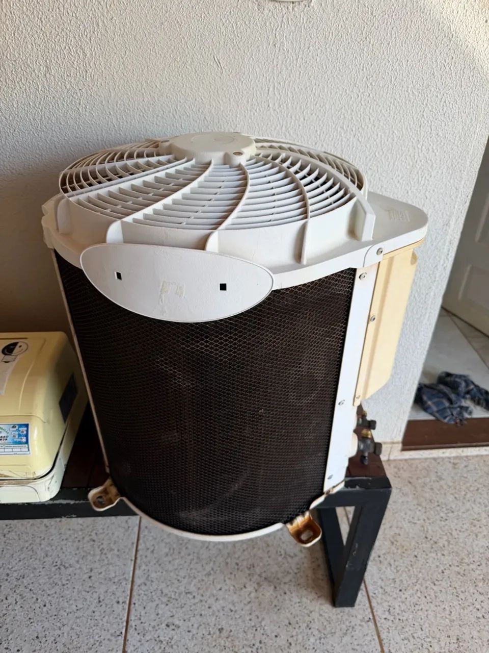 Vendo essa central de ar 12 mil bitus - Foto 2