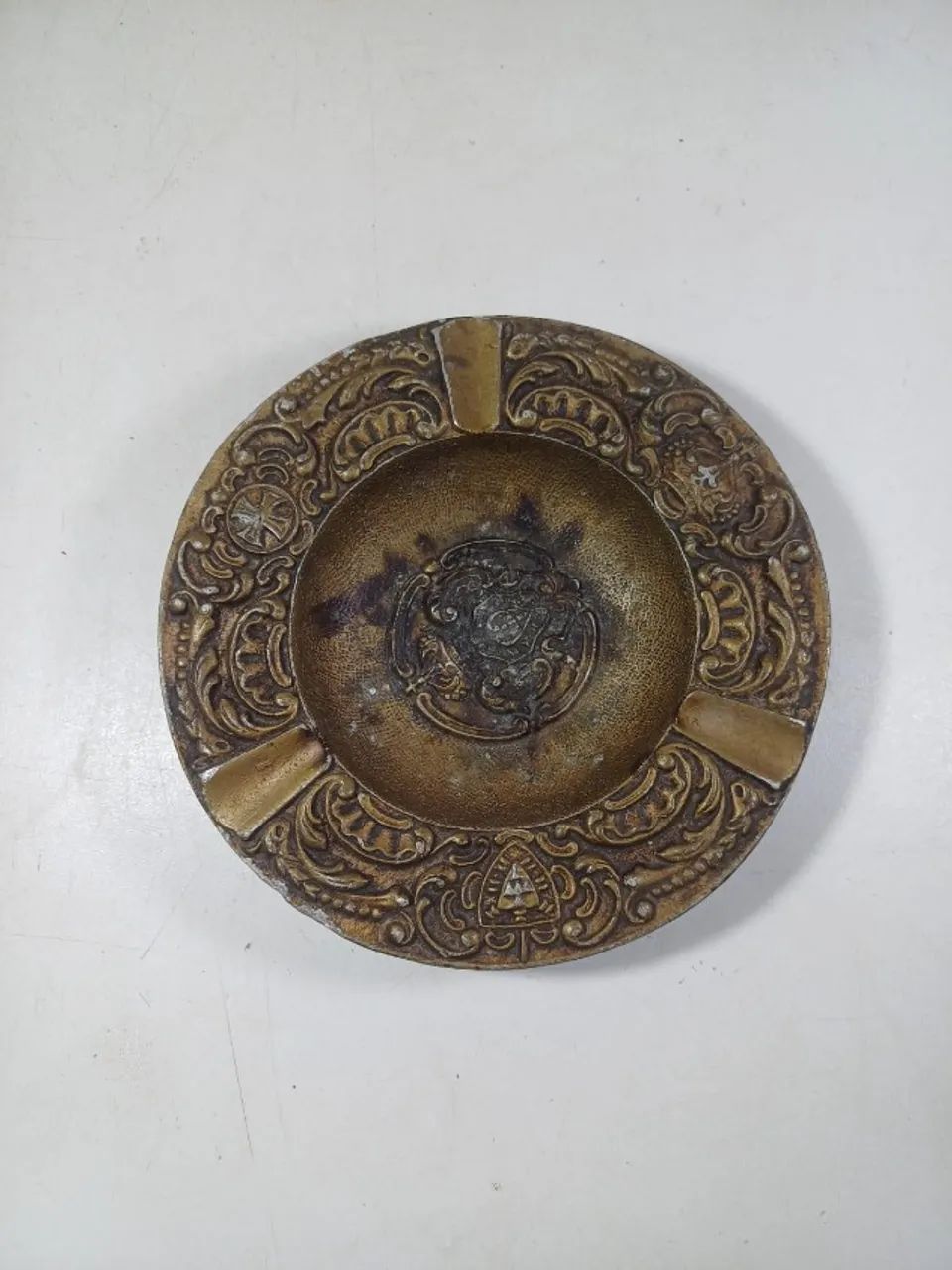Cinzeiro de ALÚMINIO decorativo (peça leve) 