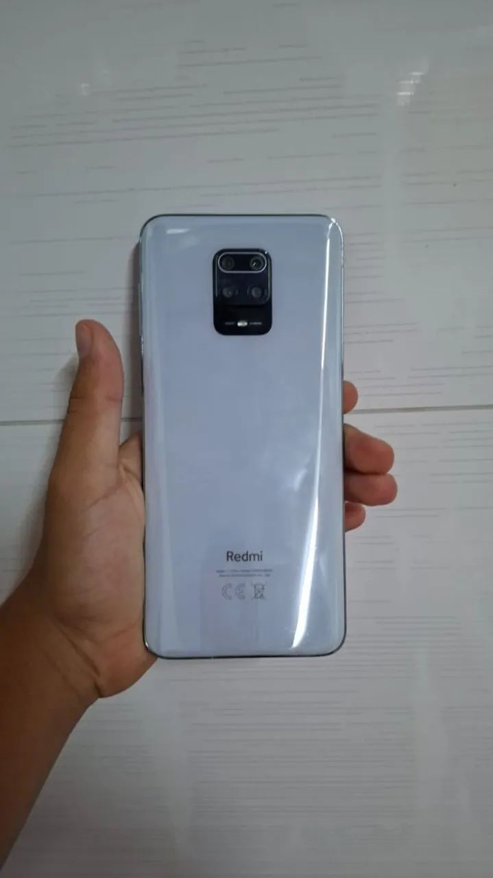 Vendo Redmi Note 9S 64GB, 4GB RAM, usado ótimo, com caixinha e