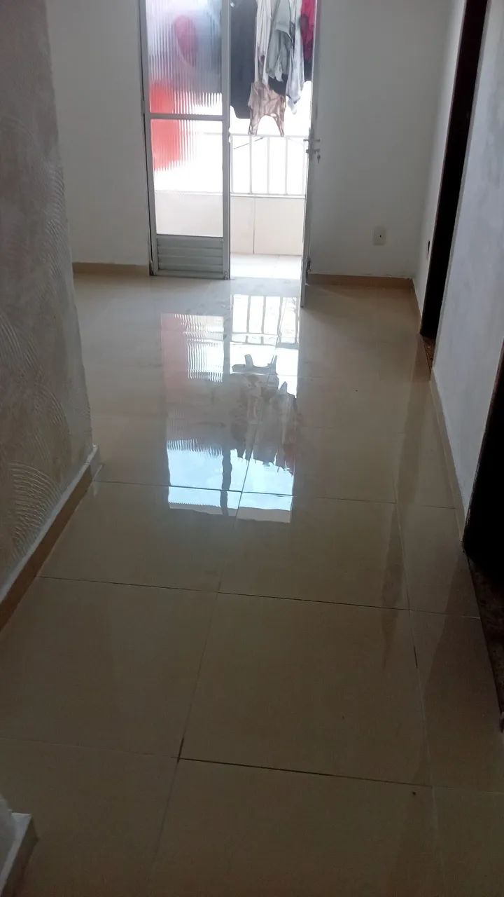Aluga se apartamento 1 andar 