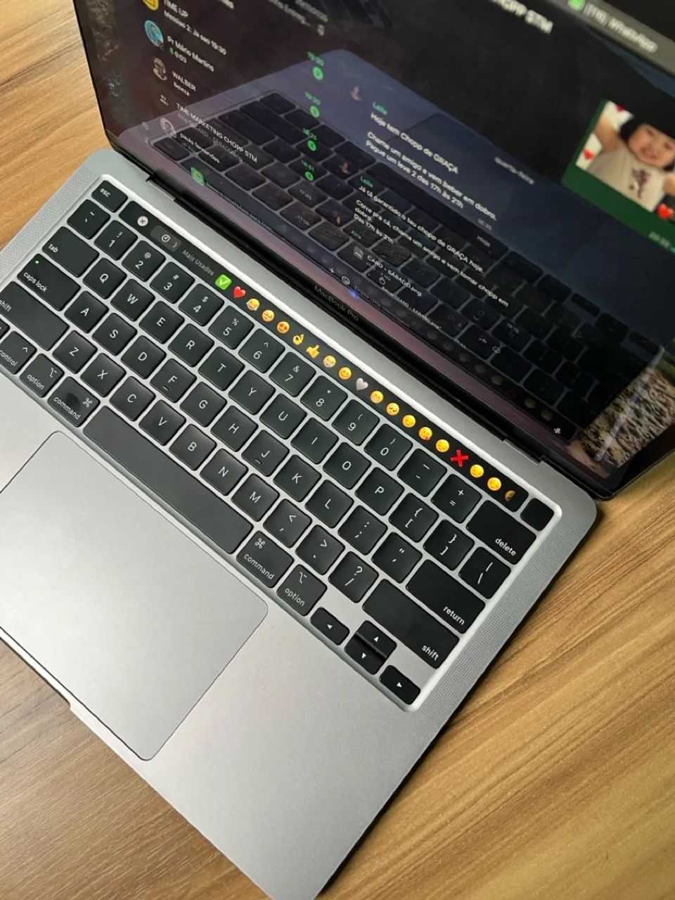 Mackbook Pro M2 8gb ram 256 - Foto 5