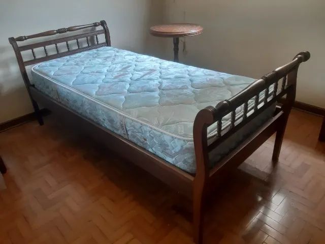Cama de solteiro mais colchão