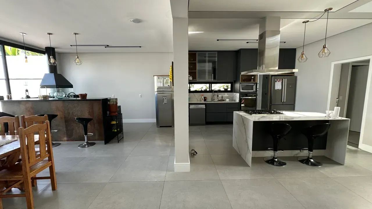 Imóvel para aluguel com 342 metros quadrados com 3 quartos - Foto 8