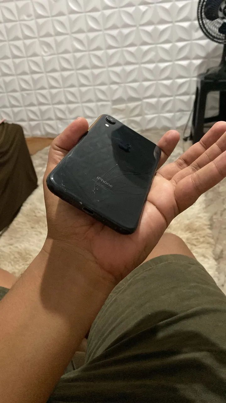 iPhone XR 64 gb  - Foto 2