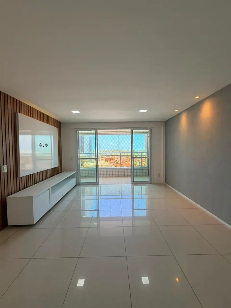 Alugo apartamento no Ed: Park Life.
