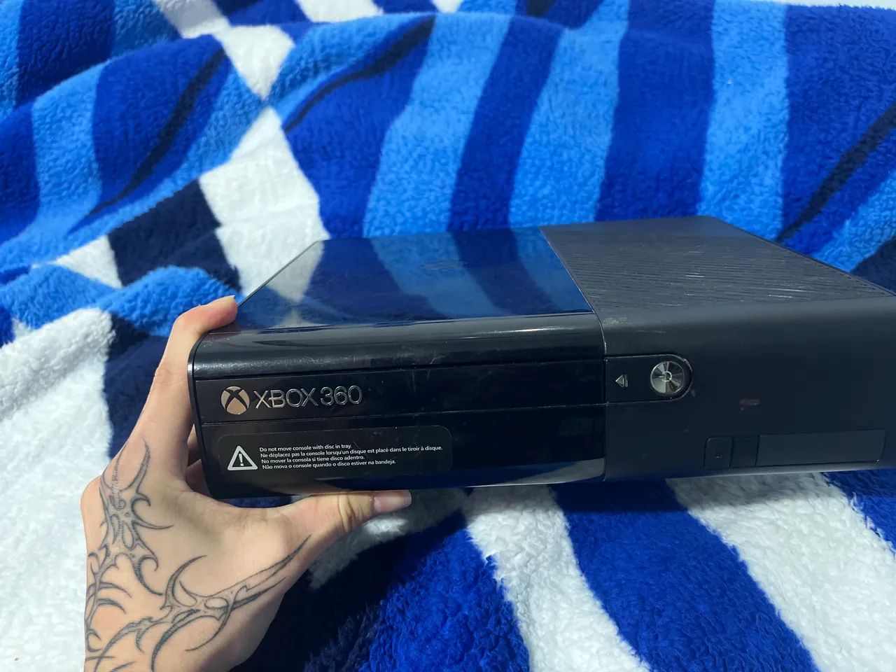? Xbox 360 Super Slim - Funcionando Perfeitamente - Ótimo Estado - Foto 2