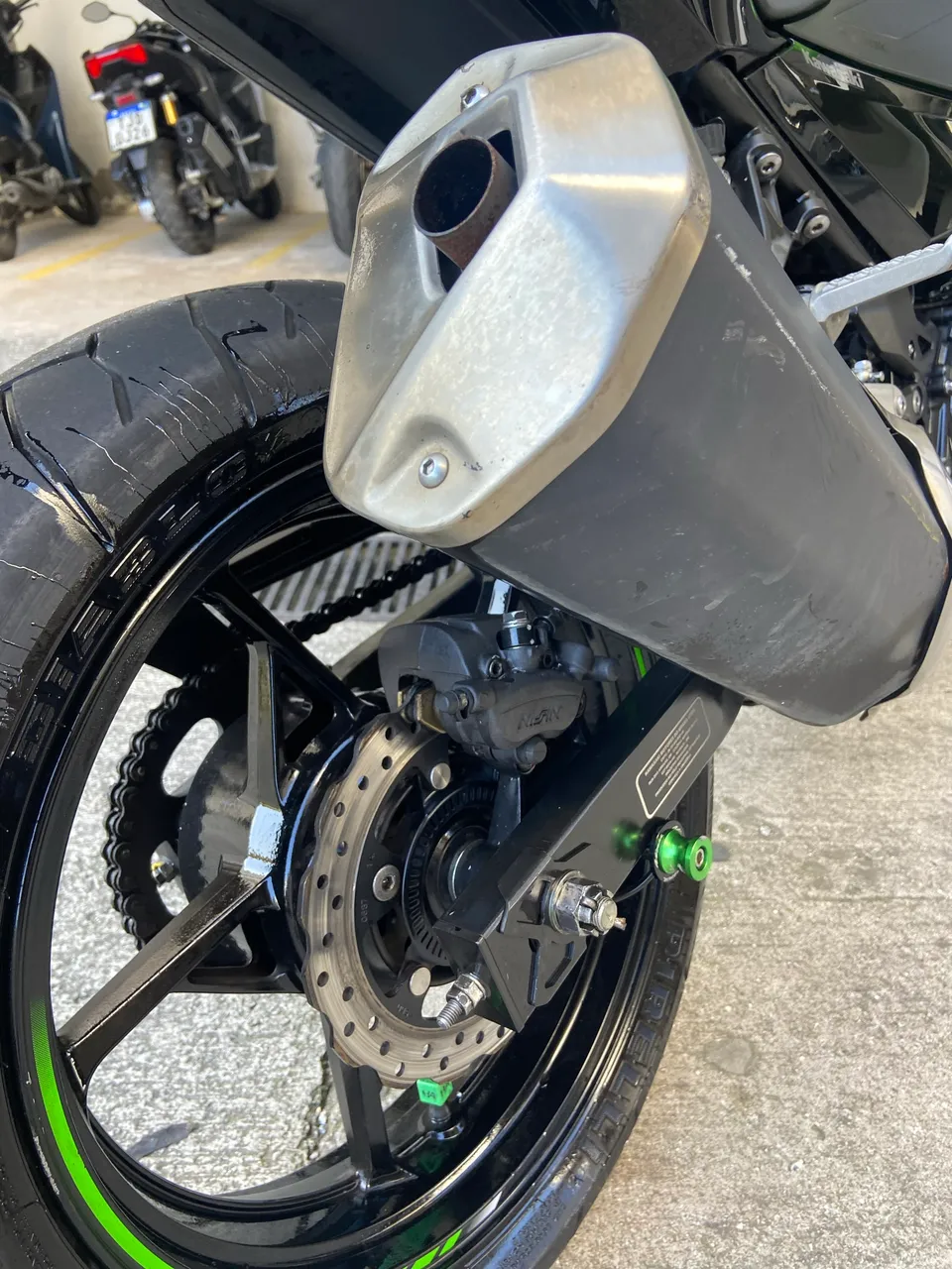 Kawasaki Zx-4r 2025 - 1506133520 | OLX