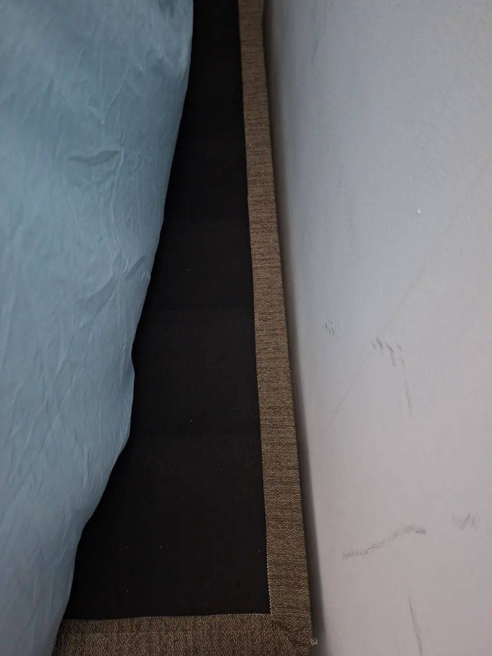 Base de uma cama e um colchão  - Foto 5