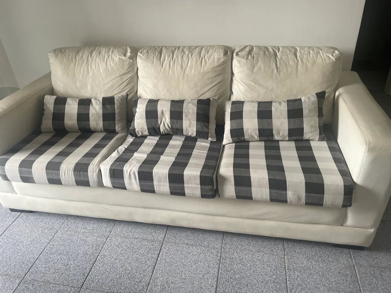 Sofá 3 lugares - Foto 4