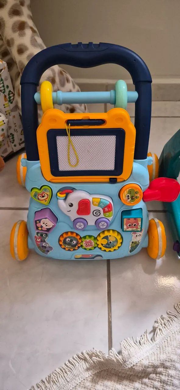 Dois andadores de bebe - Foto 2