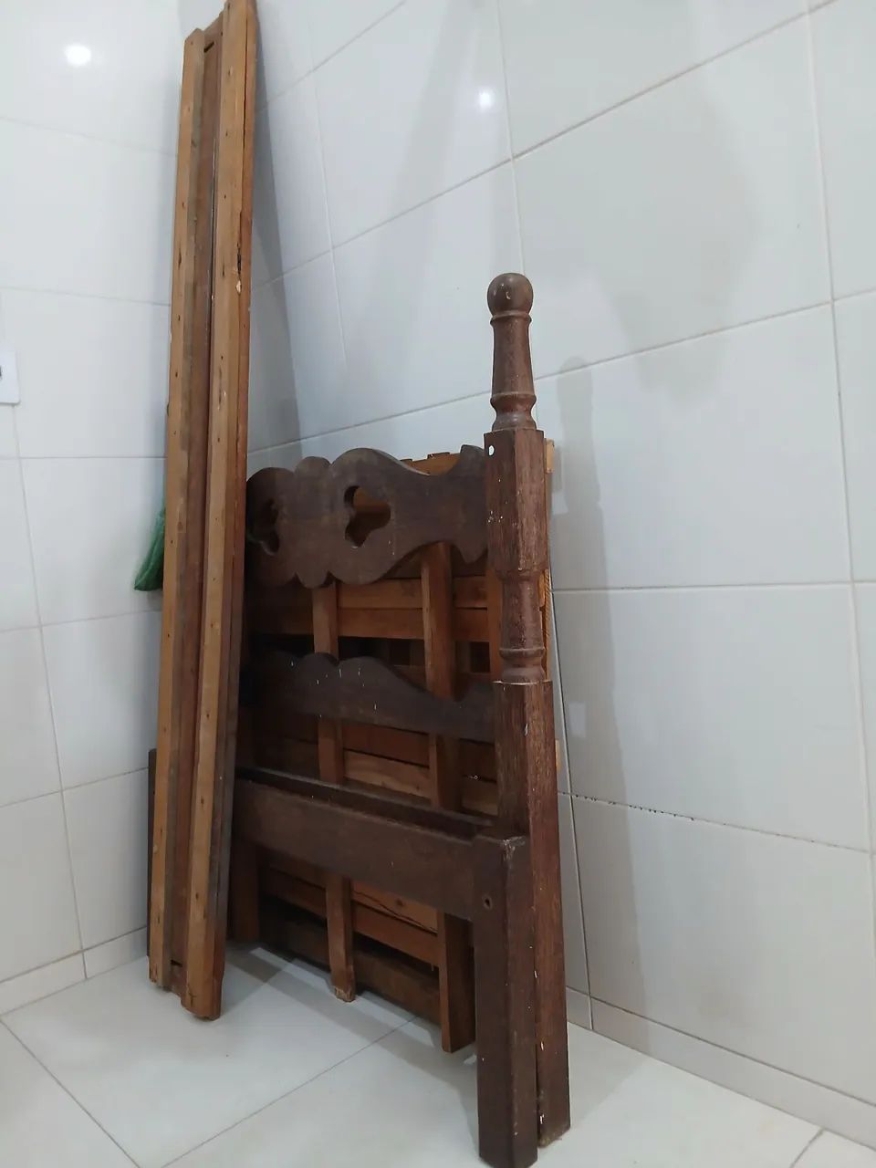Cama de solteiro madeira maciça.  - Foto 3