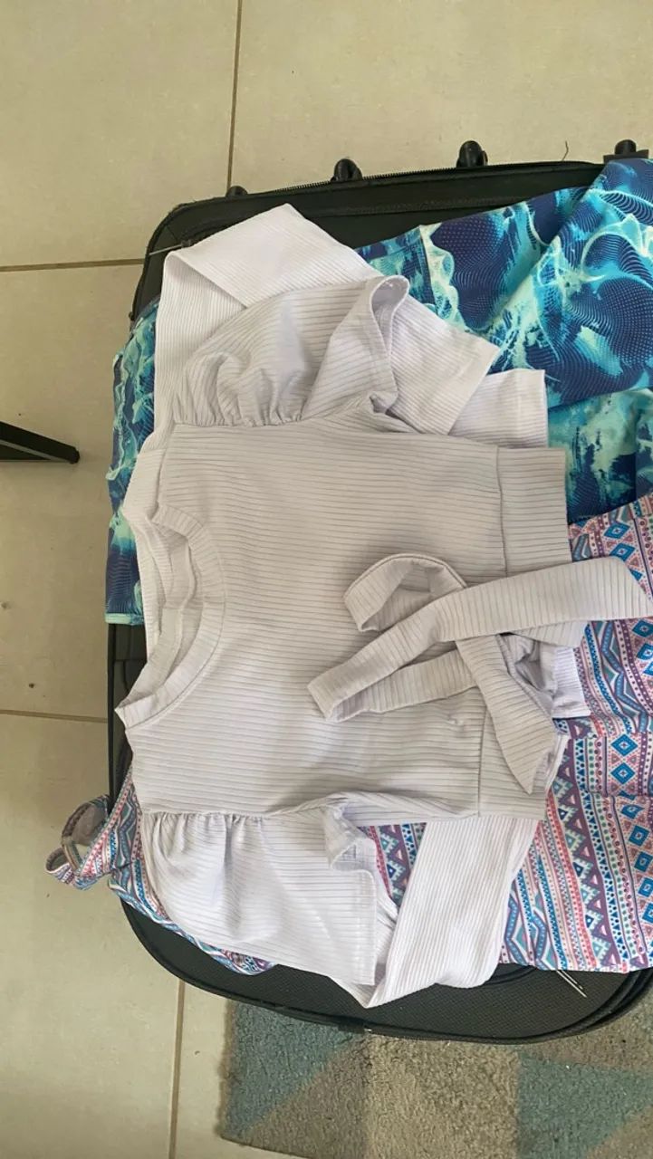 Lote de roupas boas para brechó  - Foto 4