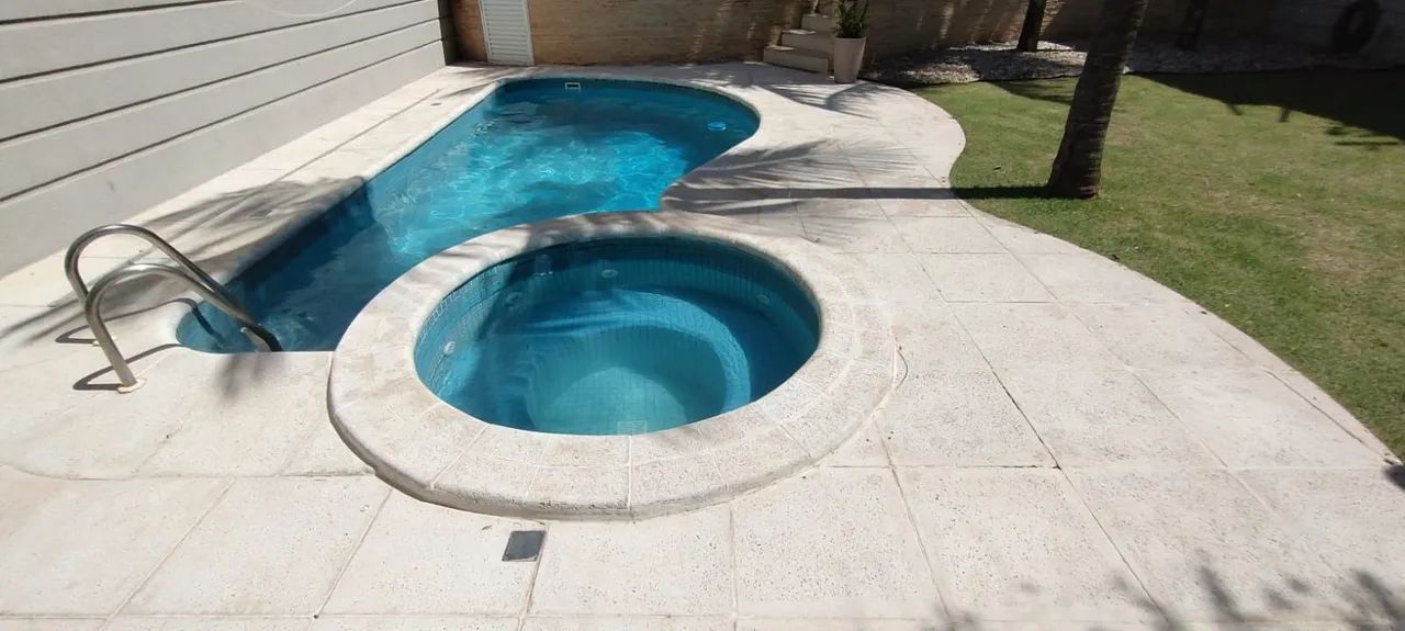 Piscineiro. Limpeza de piscinas  - Foto 2