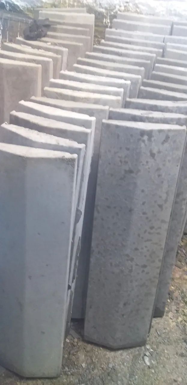 Pingadeira de concreto pra muro 80 de comprimento e 23 de largura  - Foto 3