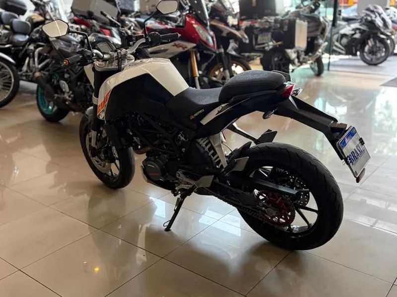 KTM 200 DUKE 2017 - Foto 5