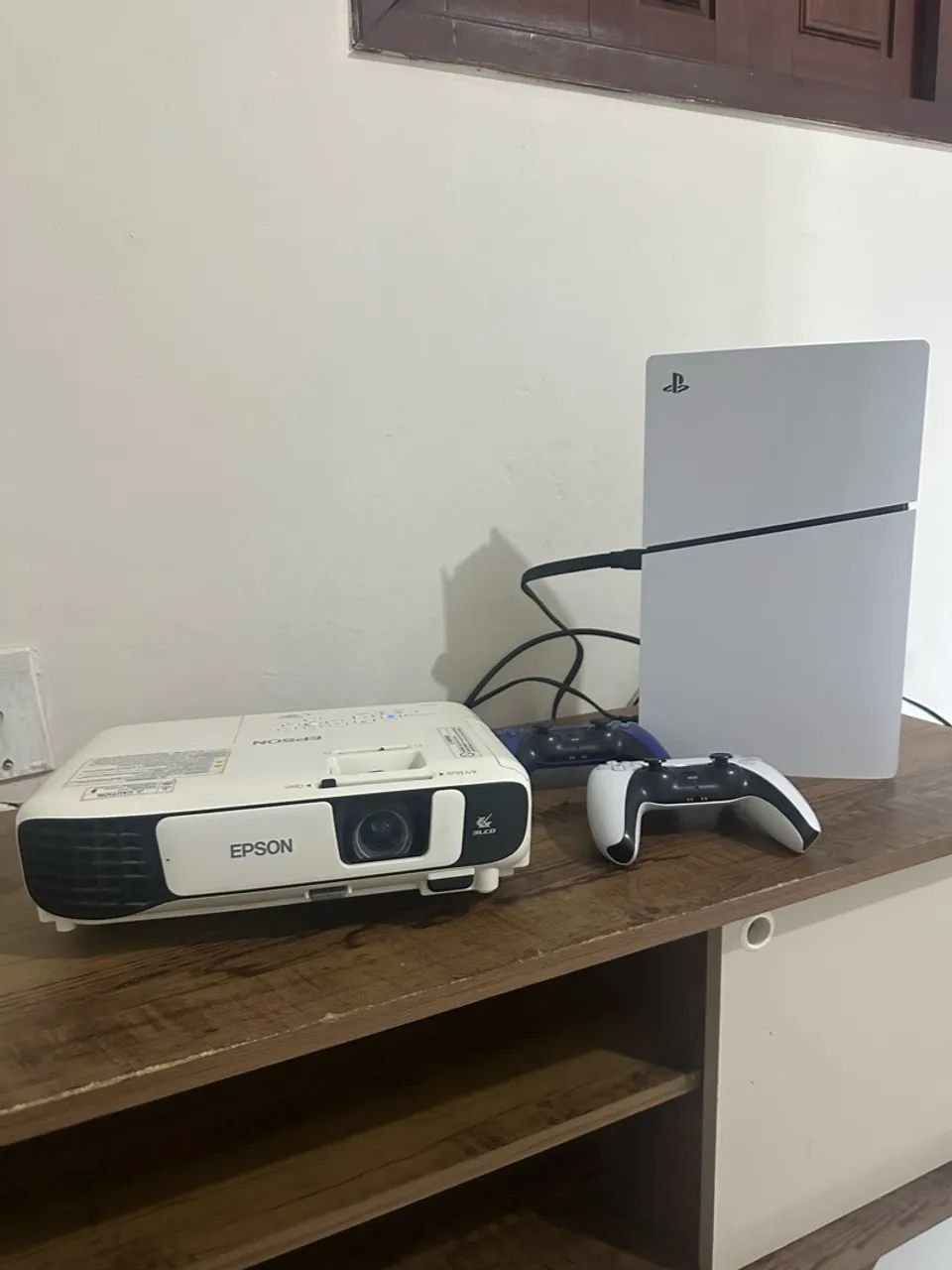 Projetor Epson PowerLite X41+ 3600lm branco - Foto 2