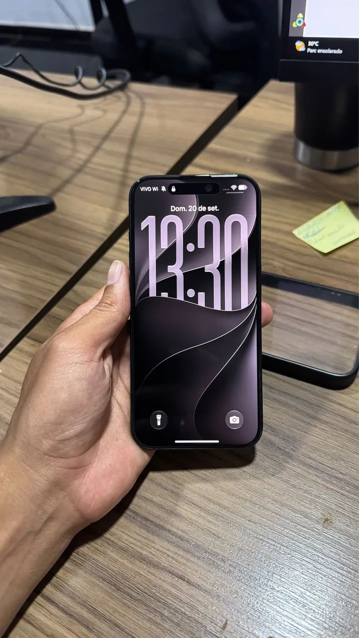 IPhone 15 pro - Foto 5